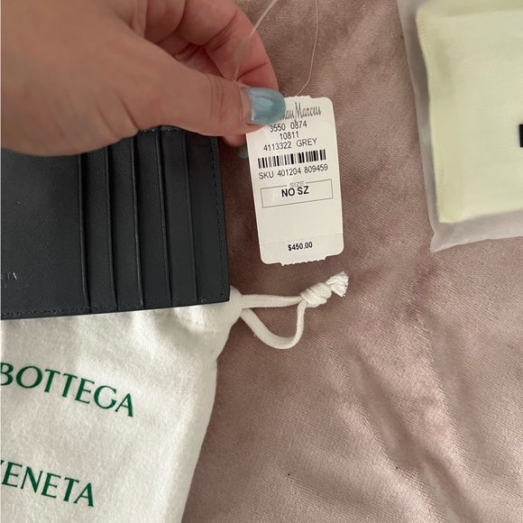 Bottega Veneta Cardholder - Picture 2 of 4